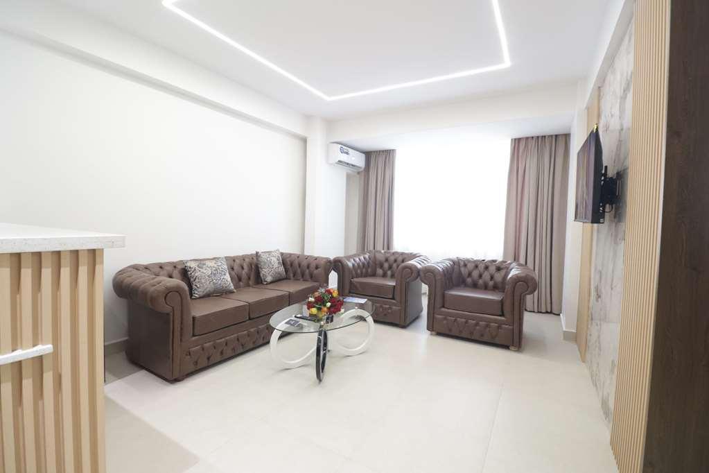 Hotel Sapphire Mombasa Szoba fotó