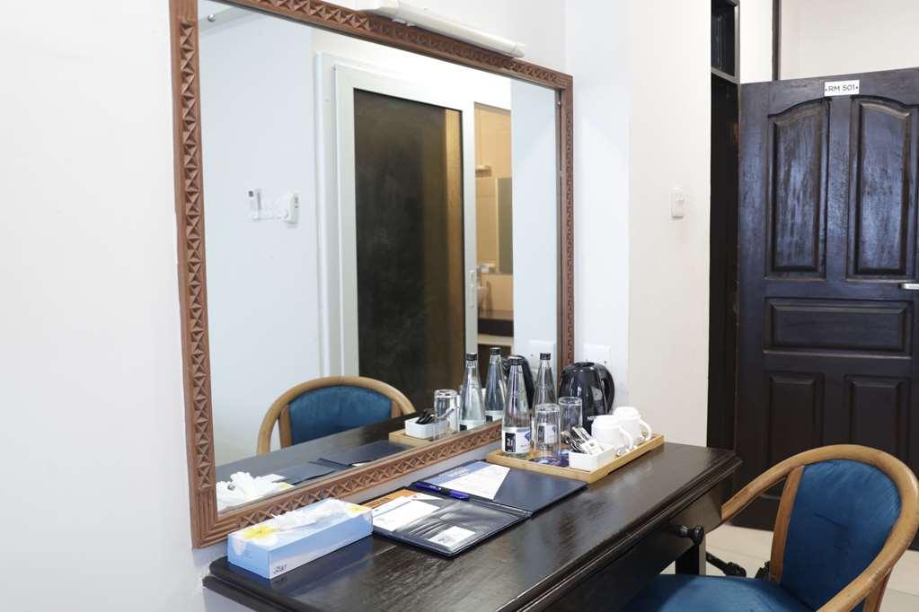 Hotel Sapphire Mombasa Szoba fotó